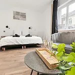 Balneo Privee & Cinema Xxl - Premium A Apartmán *