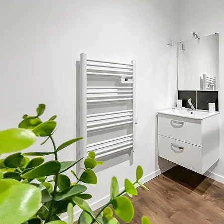 Balneo Privee & Cinema Xxl - Premium A شقة *